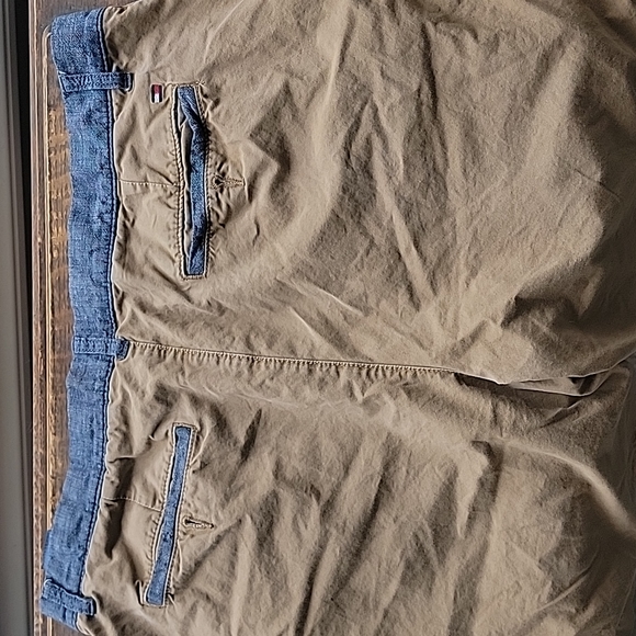 Tommy Hilfiger Tan Shorts - Picture 3 of 3